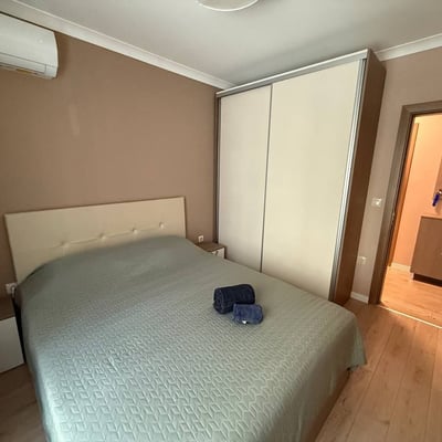 Miete einer gemütlichen 2-Zimmer-Wohnung im Stadtzentrum von Varna, Bulgarien